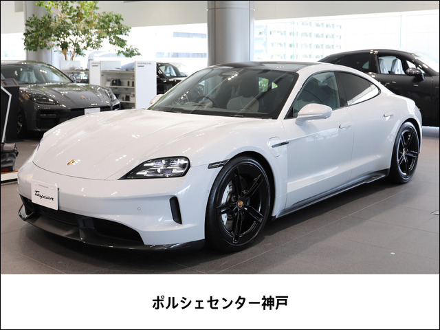 タイカンGTS 4シート 4WD