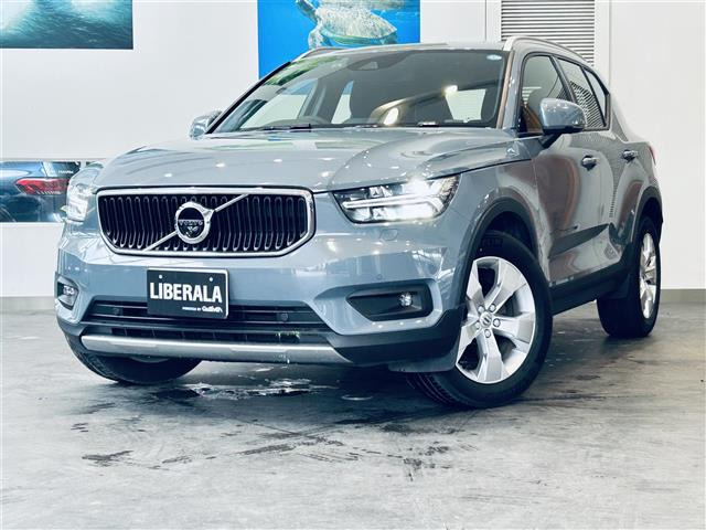 XC40B4 モメンタム
