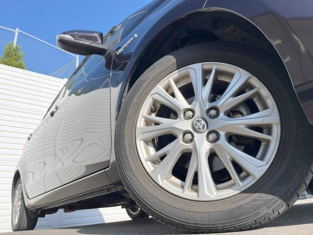 �y����15�C���`�A���~�z�C�[���z�O�ςɃ}�b�`���������A���~�z�C�[���𑕒����Ă���܂��B�e��ЊO�A���~�z�C�[����A�X�^�b�h���X�^�C�����戵�����Ă���܂��B���񂲑��k����������