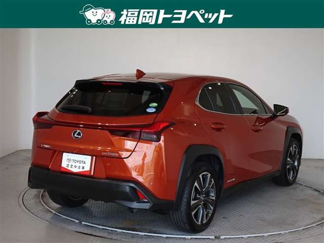 UX250h バージョンL