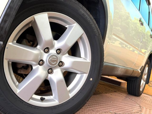 �y����17�C���`�A���~�z�C�[���z�O�ςɃ}�b�`���������A���~�z�C�[���𑕒����Ă���܂��B�e��ЊO�A���~�z�C�[����A�X�^�b�h���X�^�C�����戵�����Ă���܂��B���񂲑��k����������