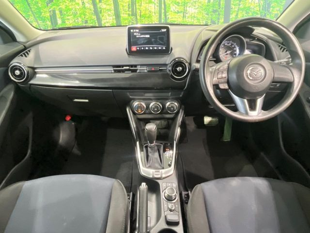 デミオ1.3 13S