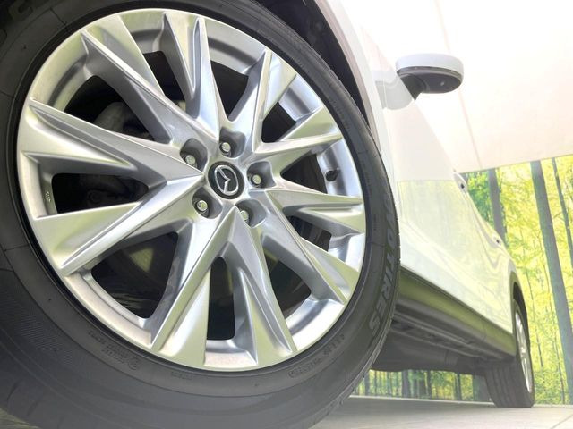 �y����19�C���`�A���~�z�C�[���z�O�ςɃ}�b�`���������A���~�z�C�[���𑕒����Ă���܂��B�e��ЊO�A���~�z�C�[����A�X�^�b�h���X�^�C�����戵�����Ă���܂��B���񂲑��k����������