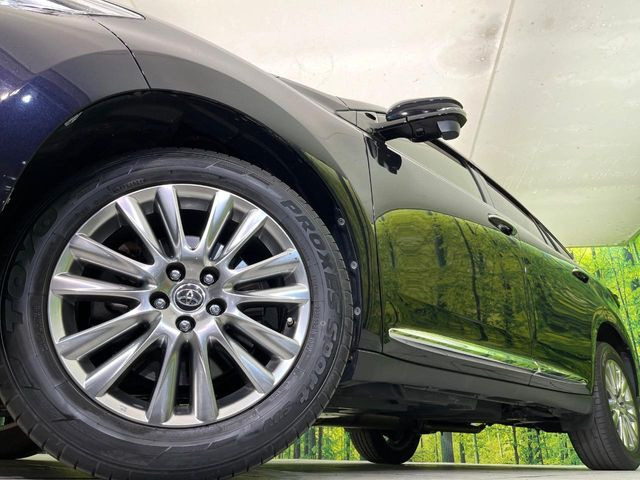 �y�����A���~�z�C�[���z�O�ςɃ}�b�`���������A���~�z�C�[���𑕒����Ă���܂��B�e��ЊO�A���~�z�C�[����A�X�^�b�h���X�^�C�����戵�����Ă���܂��B���񂲑��k����������