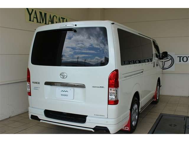 ハイエースバン2.8 マルチロールトランスポーター タイプI ロング ディーゼル 4WD