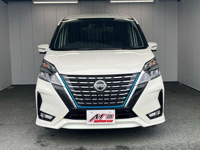 セレナ1.2 e-POWER ハイウェイスターV