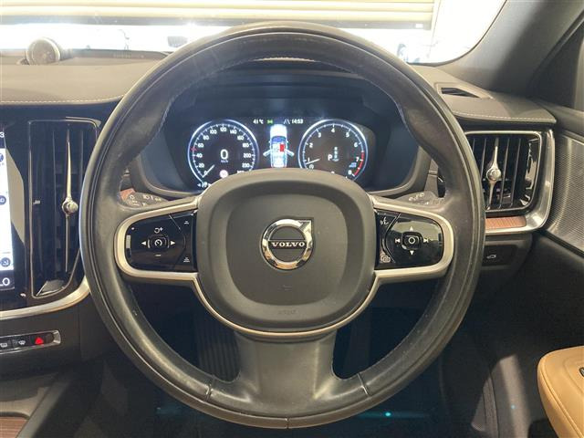 V60B5 インスクリプション