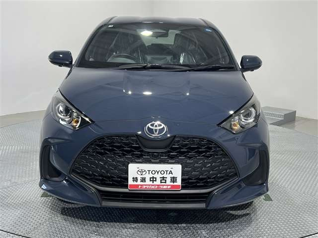 ヤリス1.5 ハイブリッド X E-Four 4WD