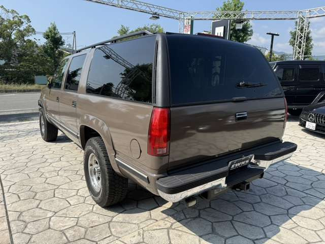 サバーバン1500 LT 5.7 V8 4WD