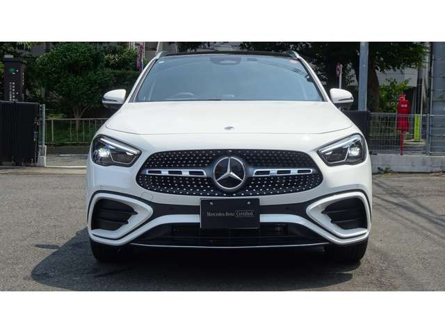 GLAクラスGLA200 d 4マチック アーバン スターズ 4WD