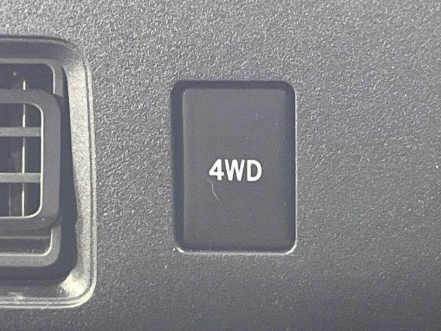 4WD�̂��Ԃł��̂ŁA�ᓹ�ł����S�ł���~��n�n��ɂ��Z�܂��̕��ȊO�ɂ��A�E�B���^�[�X�|�[�c����̕���~��n��֋A�Ȃ����@�������ɂ���������!