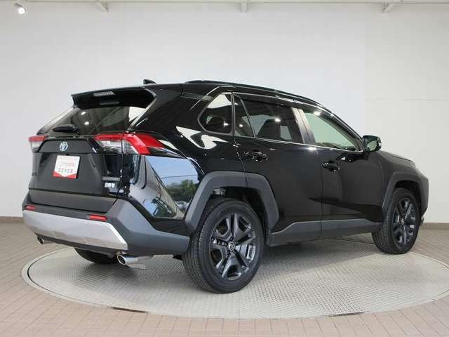 RAV4