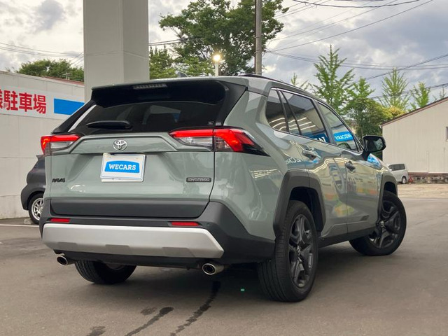 RAV42.0 アドベンチャー 4WD