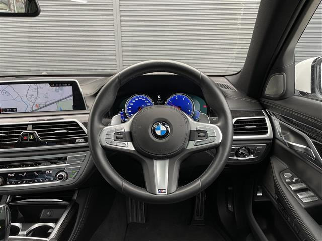 7シリーズ740d xドライブ Mスポーツ 4WD