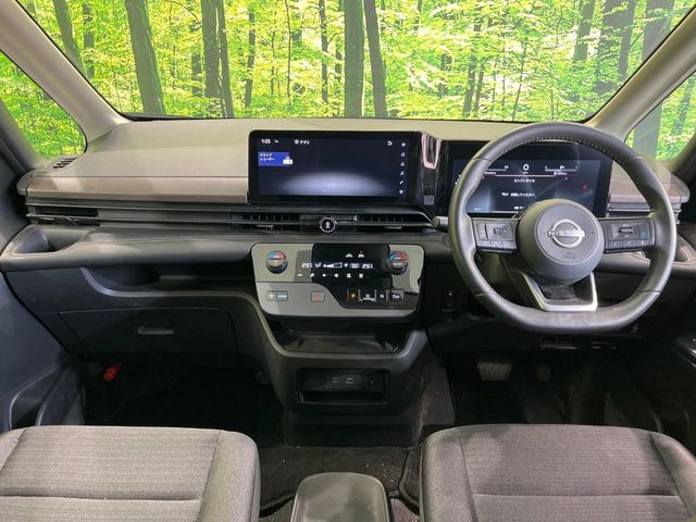 セレナ1.4 e-POWER ハイウェイスターV