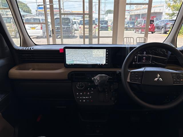デリカミニT プレミアム デリマル パッケージ 4WD