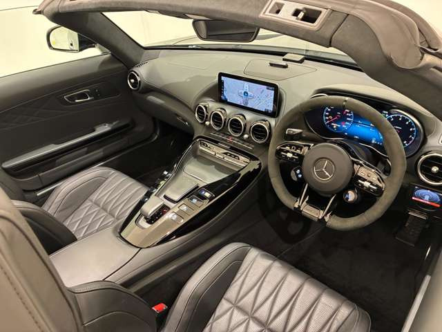 AMG GT ロードスターナイトエディション
