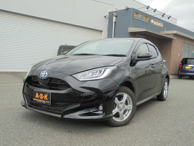 ヤリス1.5 ハイブリッド Z E-Four 4WD