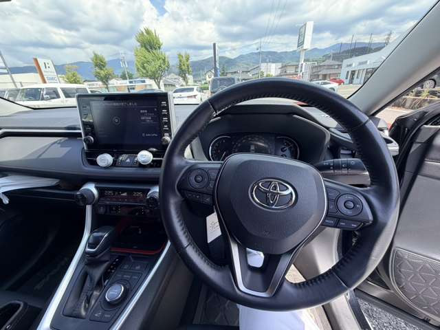 RAV42.0 アドベンチャー オフロードパッケージ 4WD
