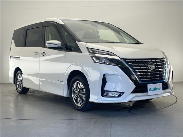 セレナ1.2 e-POWER ハイウェイスターV
