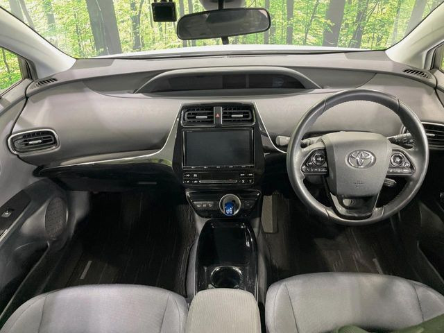 プリウスPHV1.8 S セーフティ プラス