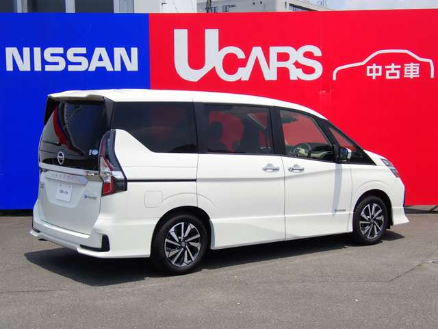 セレナ1.2 e-POWER ハイウェイスターV