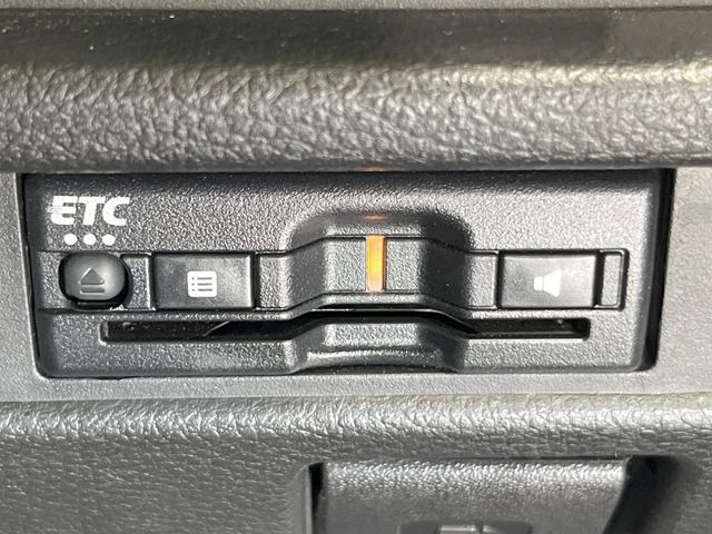 【ETC】高速道路の料金所をストレスなく通過!話題のスポットやサービスエリアに多い「スマートIC」利用時は必須のアイテムです。当店でセットアップを実施、ご納車当日からすぐにご利用いただけます!