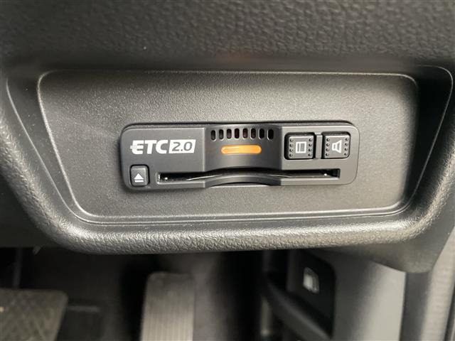 オデッセイ2.4 アブソルート EX 4WD