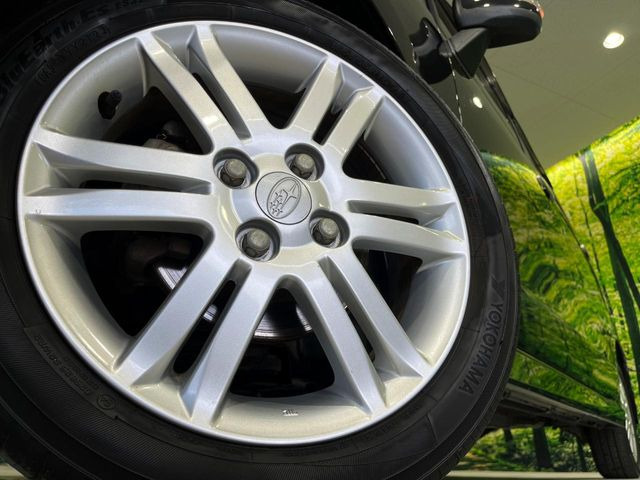 �y����15�C���`�A���~�z�C�[���z�O�ςɃ}�b�`���������A���~�z�C�[���𑕒����Ă���܂��B�e��ЊO�A���~�z�C�[����A�X�^�b�h���X�^�C�����戵�����Ă���܂��B���񂲑��k����������