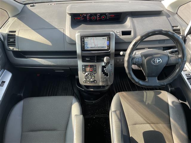 ヴォクシー2.0 ZS 煌Z 4WD