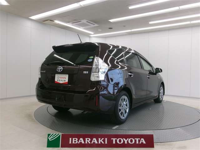 プリウスα1.8 G チューンブラック
