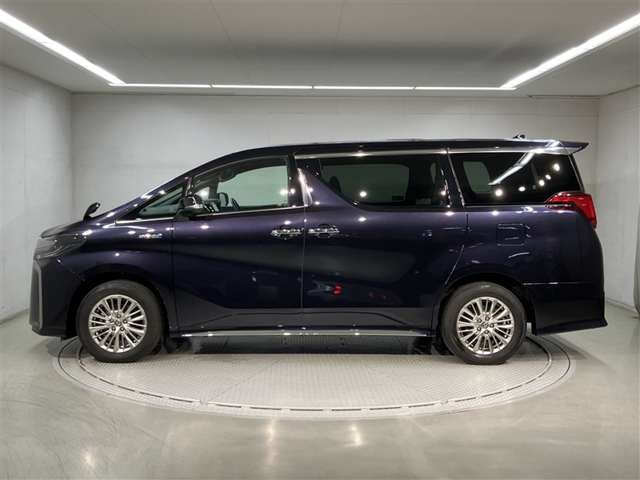 アルファードハイブリッド 2.5 S タイプゴールド E-Four 4WD