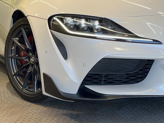 �y6����LED�w�b�h���C�g�z�X�^�C���b�V���Ȍ����ڂ�6����LED�w�b�h���C�g�𑕔���X�^�C�������łȂ��A��Ԃ̑��s�����E�ǍD�ň��S���Ă���肢�������܂��B