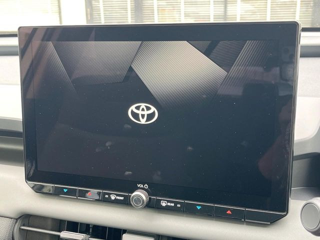 �y12.9�C���` �f�B�X�v���C�I�[�f�B�I�z���ʂ̃f�B�X�v���C��AppleCarPlay��AndroidAuto�����p�\�B�傫�ȉ�ʂŃX�}�z�i�r�A�v���������p���������܂���
