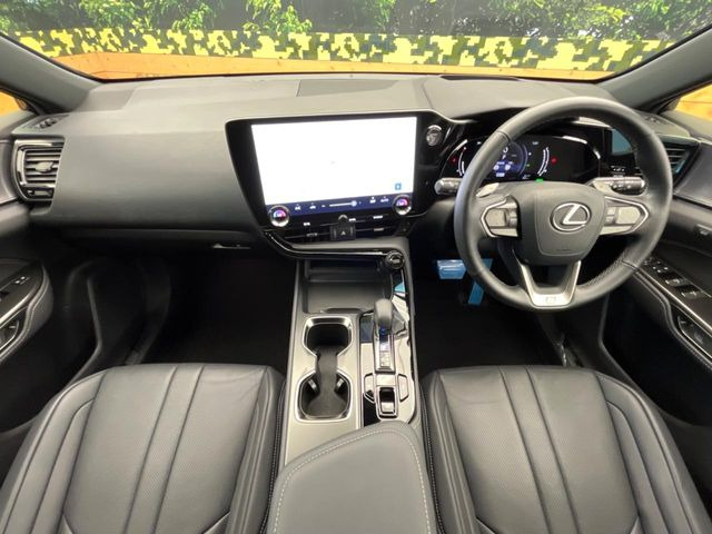 NX350h Fスポーツ