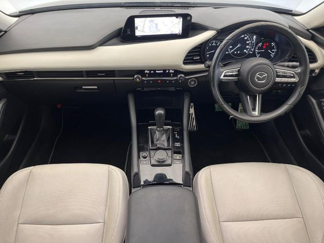 MAZDA3セダン2.0 20S Lパッケージ