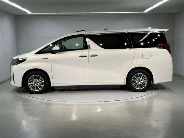 アルファードハイブリッド 2.5 G E-Four 4WD