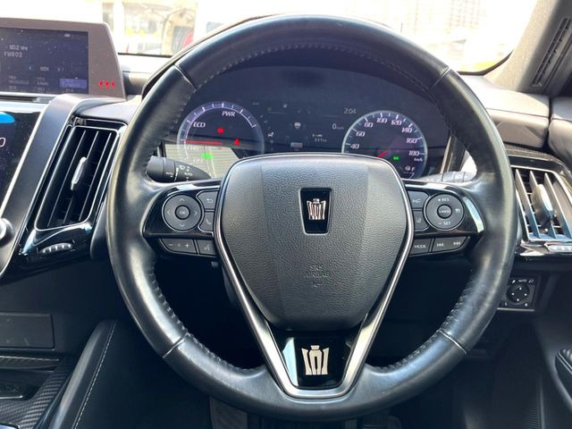 �y�����v�����X�e�A�����O�z�㎿�Ȋv���g�p���邱�ƂŁA��ɂ����������݂ƂĂ��^�]���₷���n���h���ł���