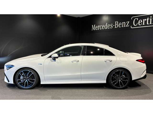CLAクラスAMG CLA35 4マチック 4WD