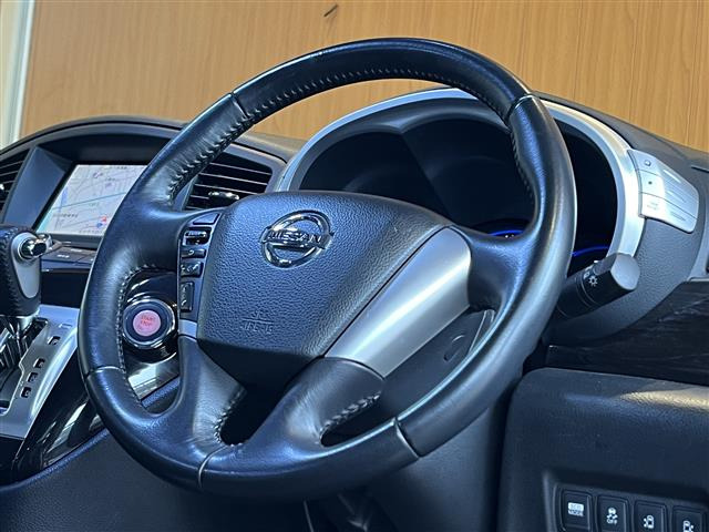 エルグランド3.5 350ハイウェイスター アーバンクロム 4WD