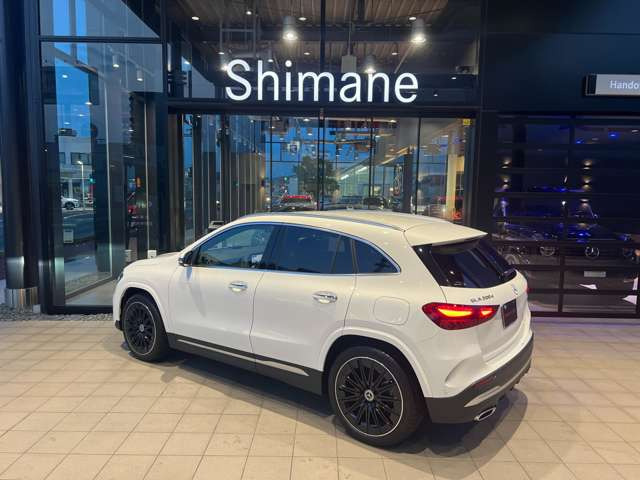 GLAクラスGLA200 d 4マチック アーバン スターズ 4WD