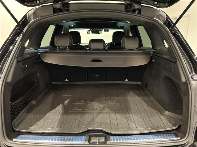 GLC220d 4マチック AMGライン 4WD