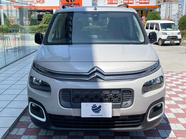 �������x�̃K���X�疌�ŝ����͂������A�㎿�ȃc���E����������B���O����_���J�����؂Ȉ��Ԃ�ی삵�A�F�����E�򉻂�h�~�B�u�e�X�v���b�V���R�[�g�v�A�u�e�v���~�b�T�R�[�g�v���炨�I�т��������܂��B