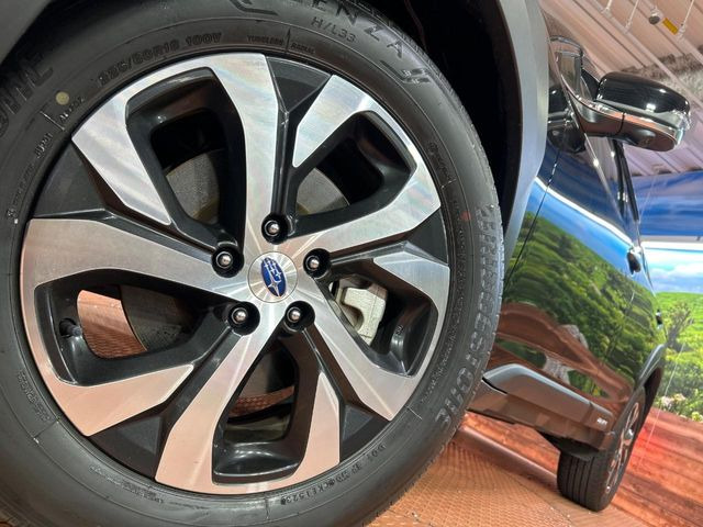 �y����18�C���`�A���~�z�C�[���z�O�ςɃ}�b�`���������A���~�z�C�[���𑕒����Ă���܂��B�e��ЊO�A���~�z�C�[����A�X�^�b�h���X�^�C�����戵�����Ă���܂��B���񂲑��k����������