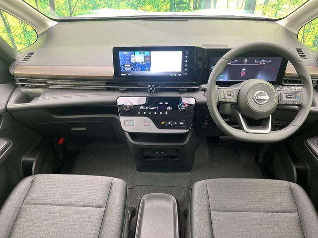 セレナ1.4 e-POWER ハイウェイスターV