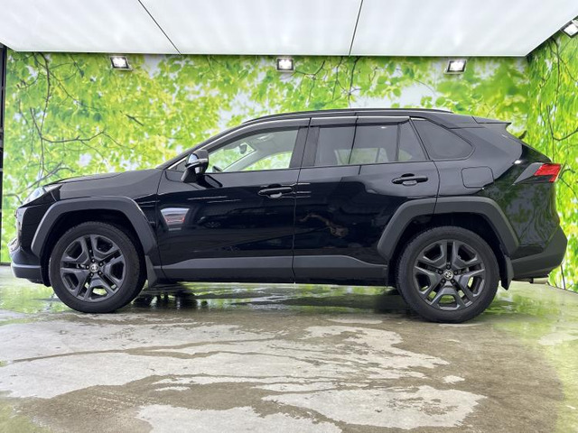 RAV42.0 アドベンチャー 4WD