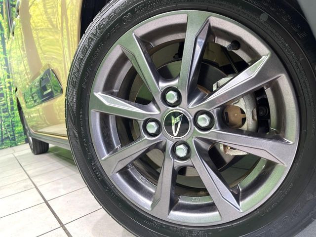 �y����14�C���`�A���~�z�C�[���z�O�ςɃ}�b�`���������A���~�z�C�[���𑕒����Ă���܂��B�e��ЊO�A���~�z�C�[����A�X�^�b�h���X�^�C�����戵�����Ă���܂��B���񂲑��k����������