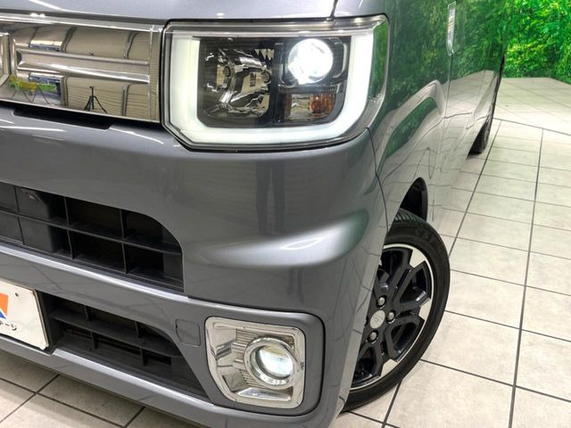 �yLED�w�b�h���C�g�z���V����ԑ��s�����ǍD�Ȏ��E���m�ۂ����S���ĉ^�]�ł��鍂�P�xLED�w�b�h���C�g�𑕔�!�_�����x�������A����d�͂��}�����Ă��܂��B