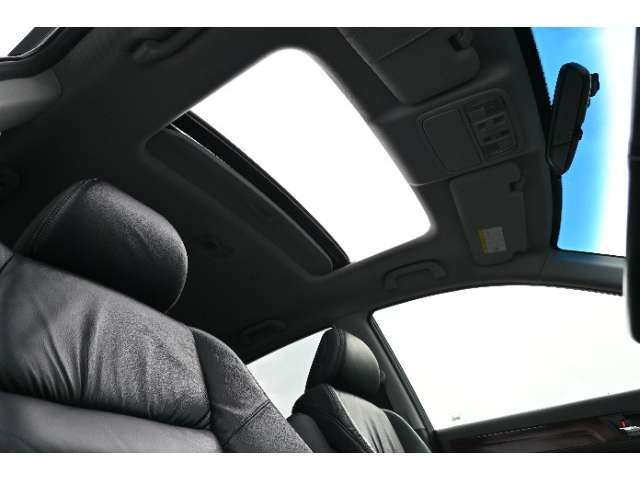 CR-V2.4 ZX HDDナビ レザースタイル 4WD