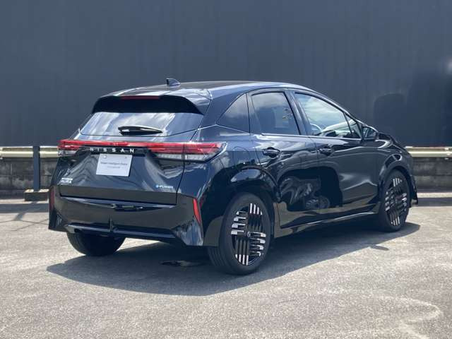 ノートオーラ1.2 G レザーエディション